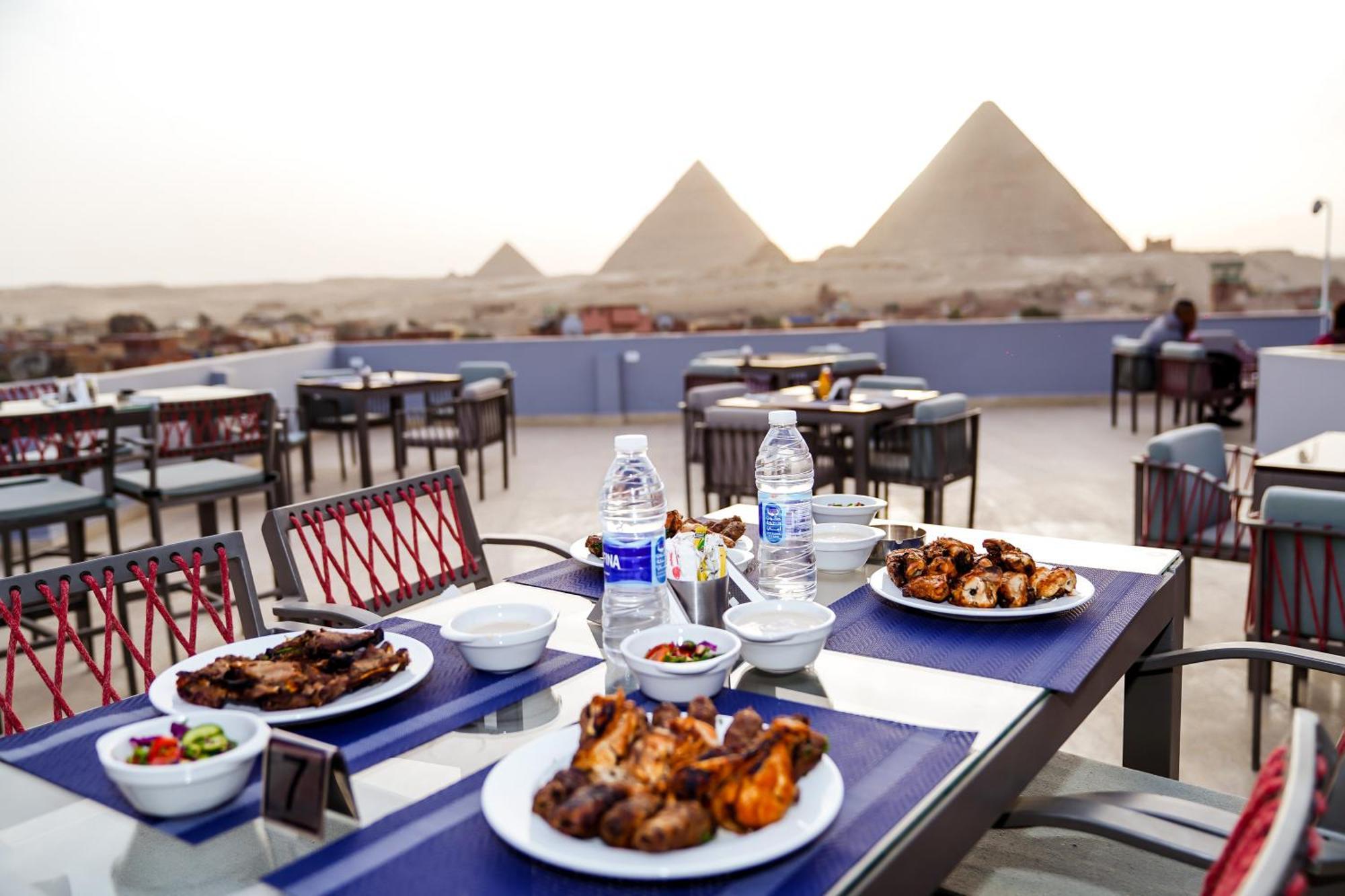 Pyramids Hotel Kafrat al Jabal Exterior foto